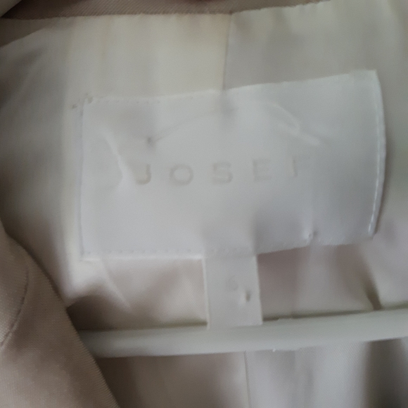 Josef tan ecru neutral lightweight wool blend blazer jacket. Size 6 - Picture 2 of 6